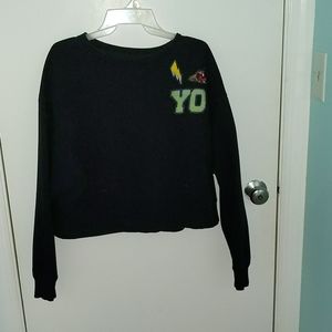 cropped pullover sweatshirr